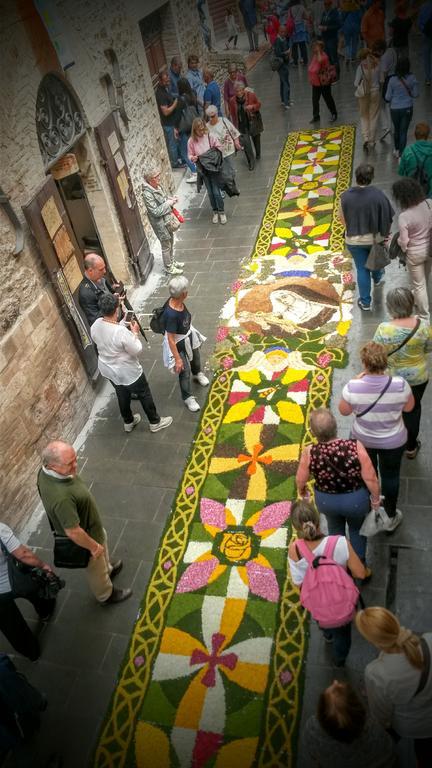 Ferienwohnung Residenza Le Volte Degli Angeli Spello Exterior foto